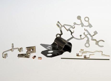 Kovinski izdelki za avtomobilsko industrijo